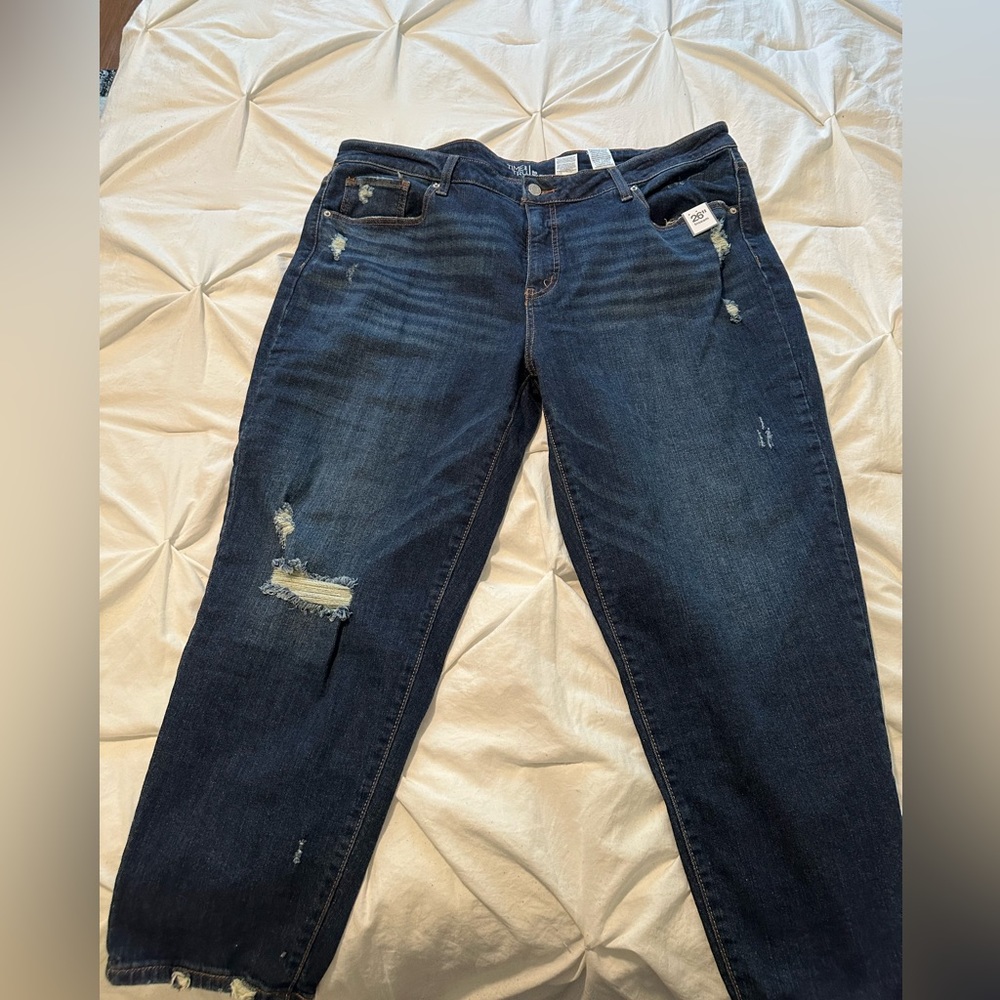 Time and Tru boyfriend jeans mid rise